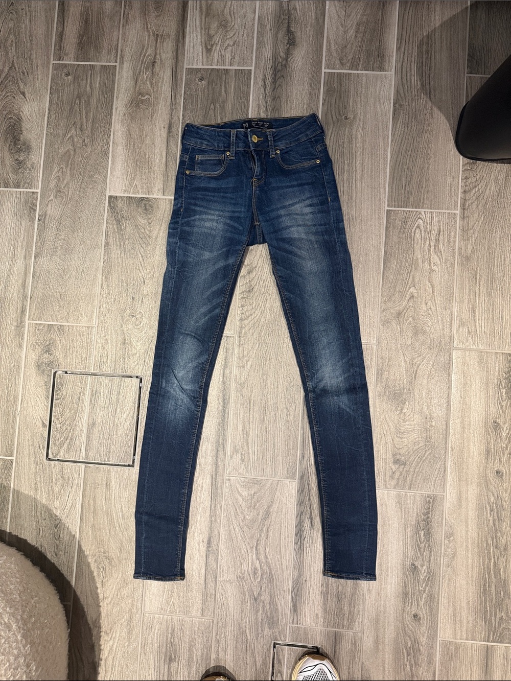 Zara Women's Dark Wash Skinny Jeans